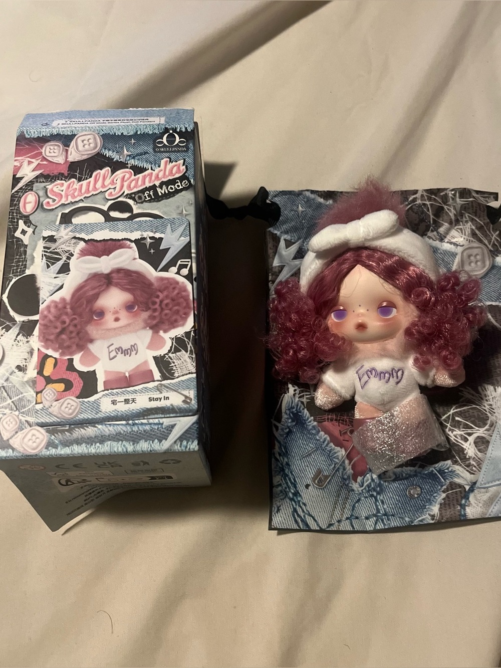 POP Mart Skullpanda Off Mode Stay In plush doll pendant